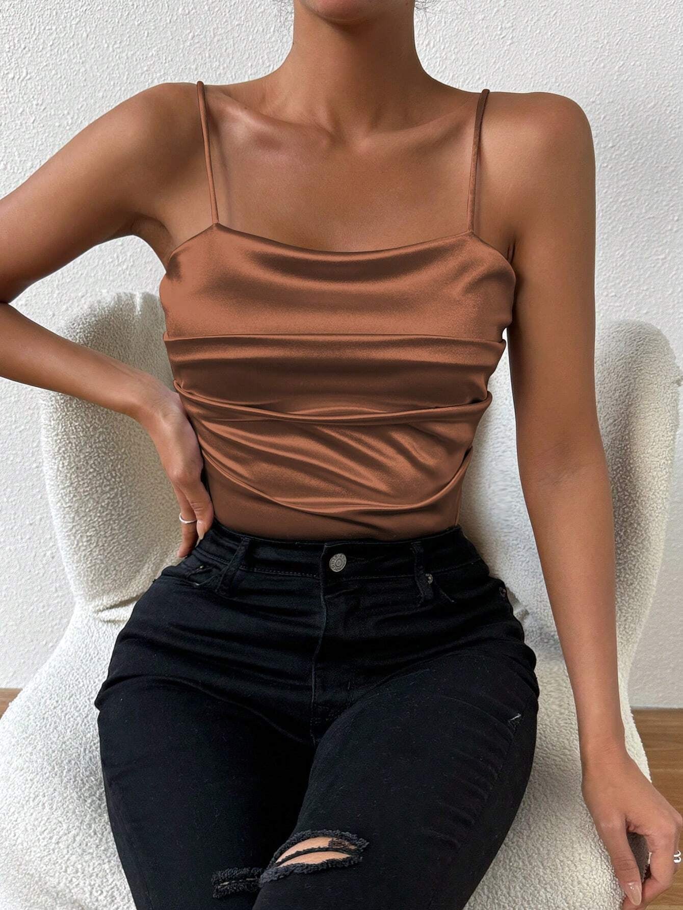 SHEIN Privé Solid Color Pleated Camisole Tank Top